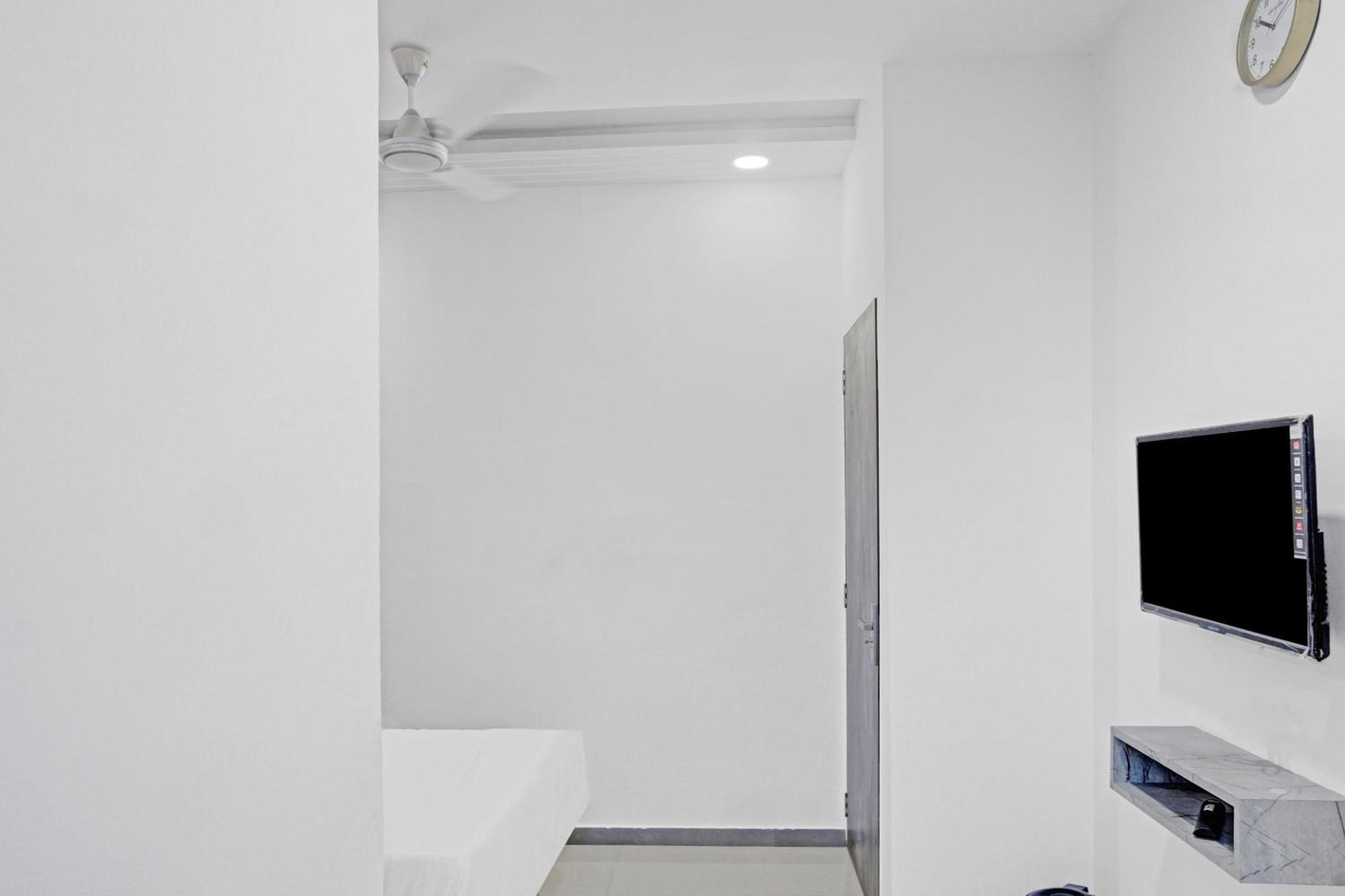 Collection O Sigma Inn 苏拉特 外观 照片